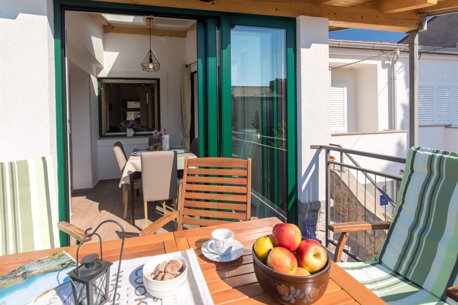 Holiday Home Mari - Modern Holiday House Close To Sea Punat Eksteriør billede